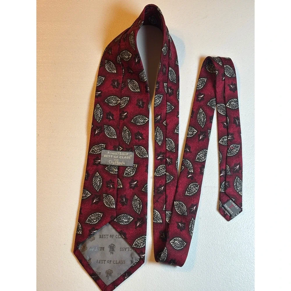 Robert Talbott Best of Class Guffey's‎ Red Leaf Silk Tie Necktie Mens Vintage
